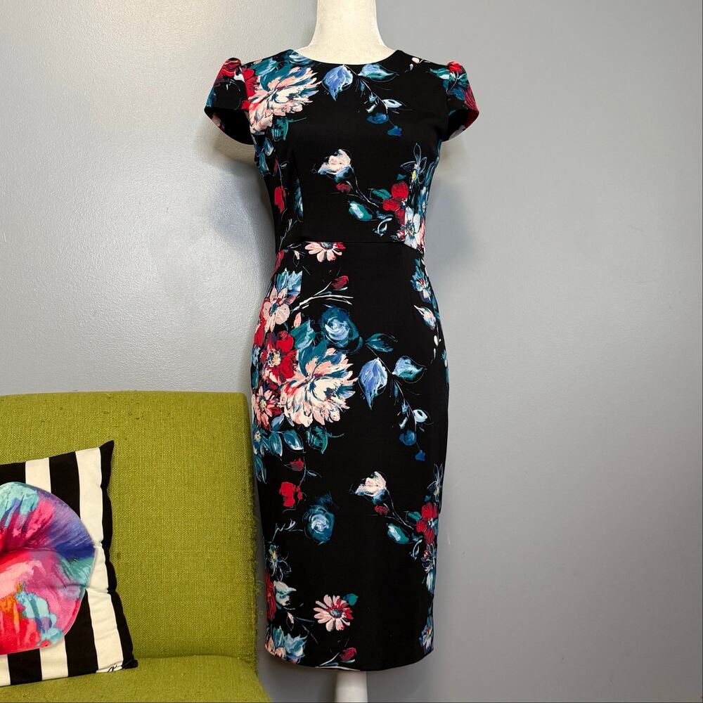 Betsey Johnson Black Floral Short Sleeve Sheath Dress 2 Work Cocktail